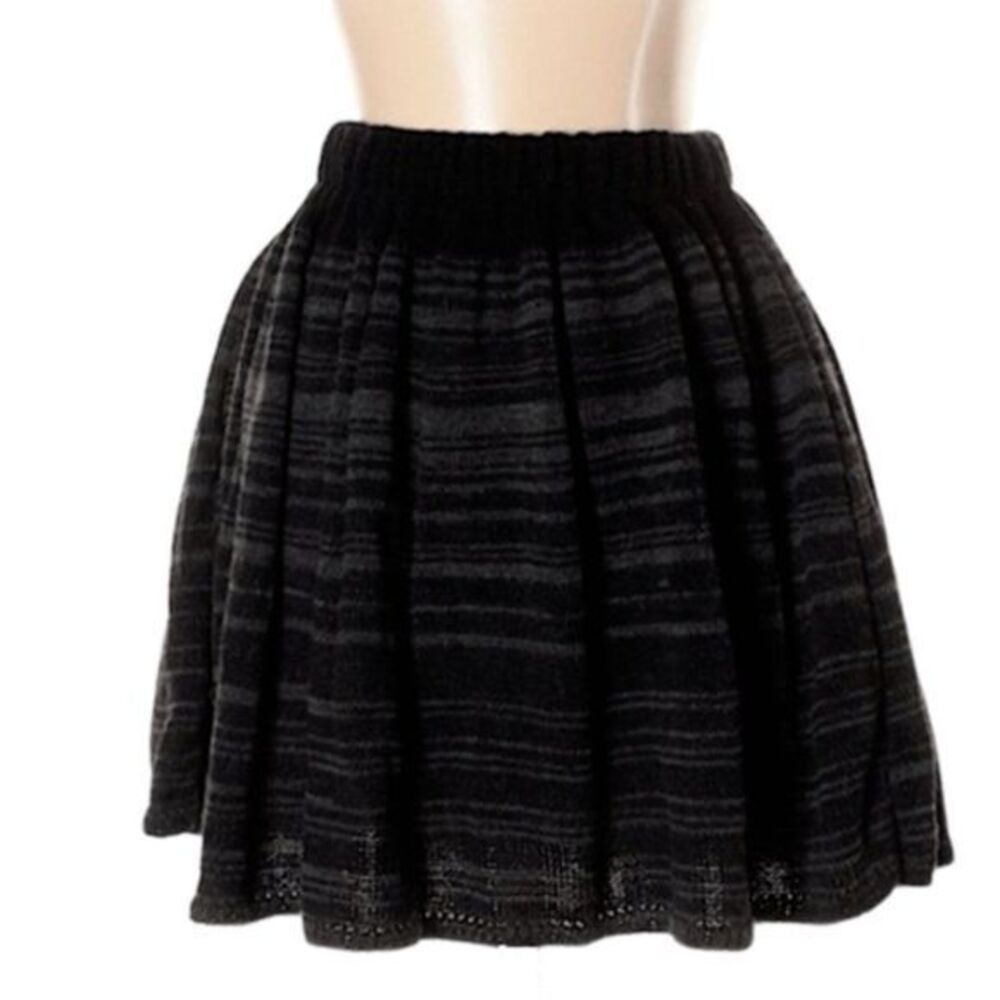 Sparkle & Fade Casual Mini Skirt size Small